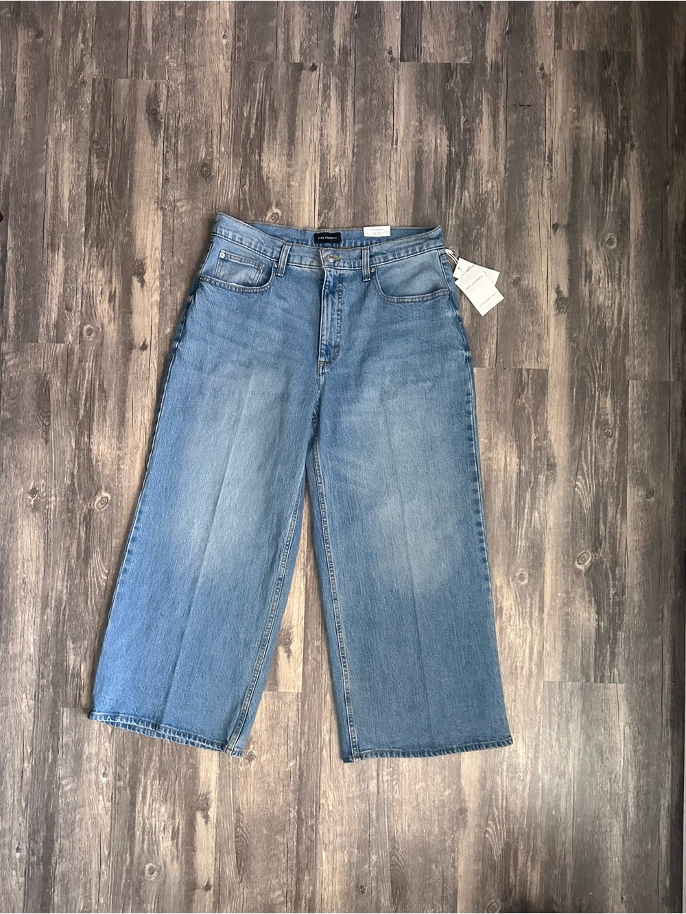 Free Assembly High Rise Five-Pocket Cropped Wide-Leg Jeans Size 16
